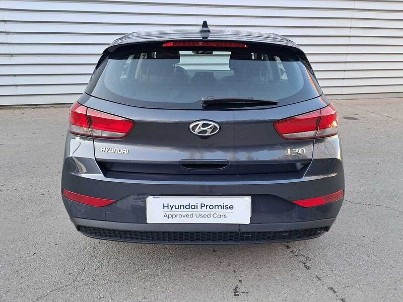Hyundai i30 1.5 DPI Essence 110